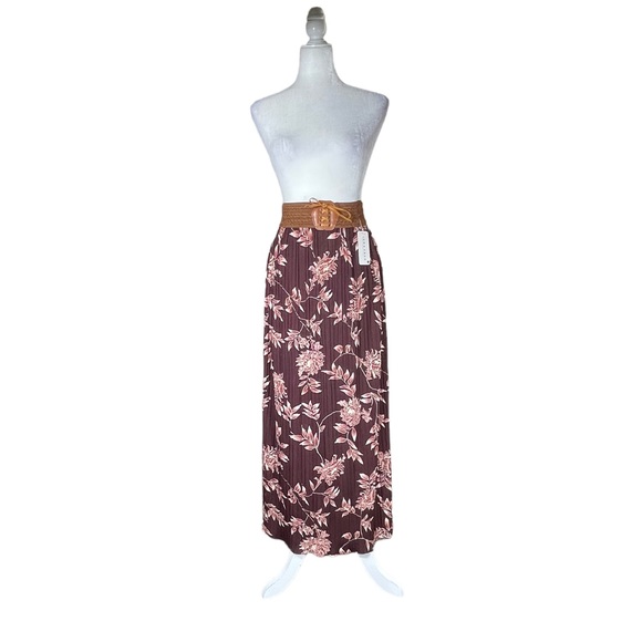 Jon & Anna Contemporary Burgundy Floral Boho Pleated Maxi Skirt Small NWT - Picture 6 of 15